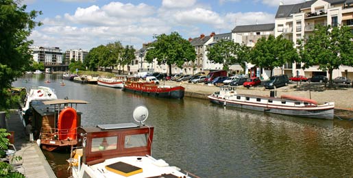 Autocamper leje i Nantes