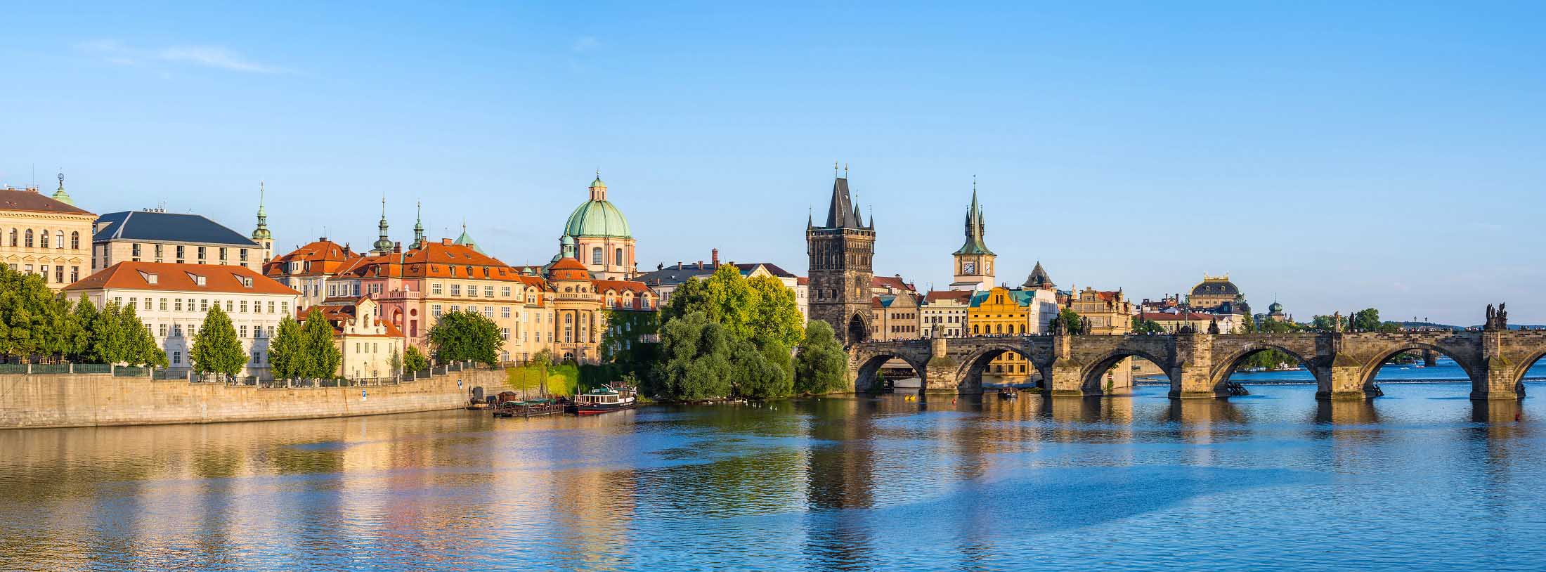 Autocamper leje i Prag